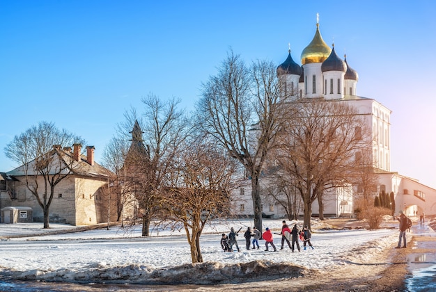 Trinity Cathedral and the training of the battle