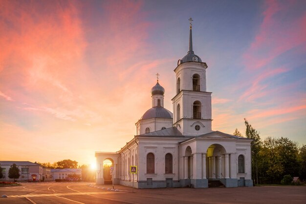 Photo trinity church in ostrov in pskov