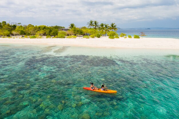 Tropisch strand in Coron, Filipijnen