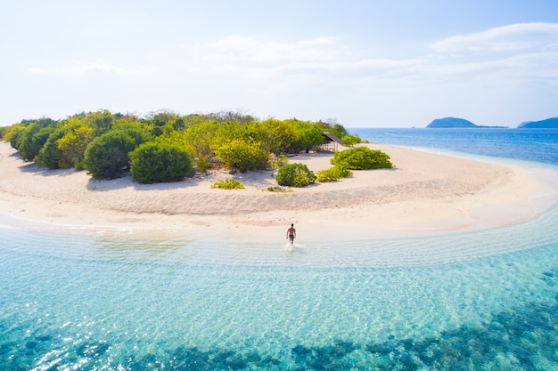 Foto tropisch strand in coron, filipijnen