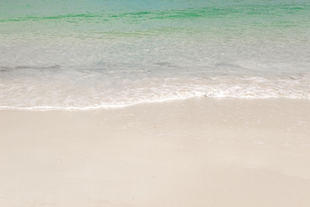 Tropisch strand met helder water op de achtergrond Helderblauwe lucht Busselton West-Australië