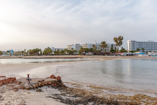 Tropische kust, strand