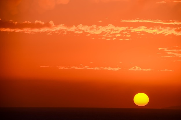 tropische zonsondergang