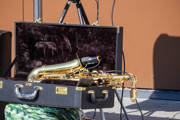 trumpet musical instrument on the street with musical drum