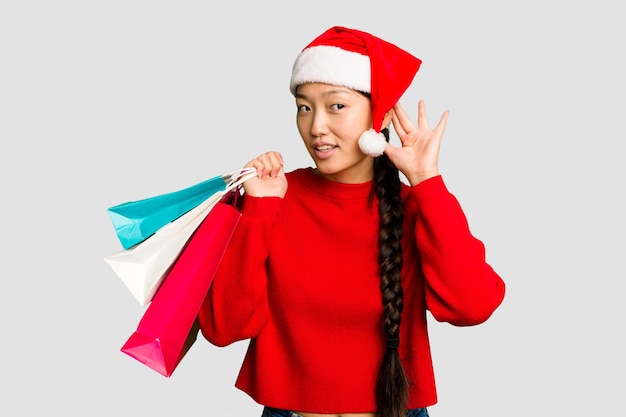 소문 들으려고 노력하는 것
