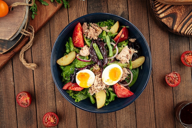 Tuna salad with eggs and vegetables