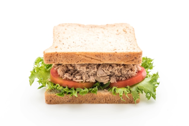 Photo tuna sandwich on white