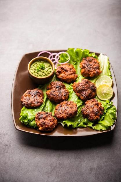 Tunde Ke Kabab, also known as Buffalo, chicken or meat galouti kebab, is a soft dish made out of minced meat which is popular in India