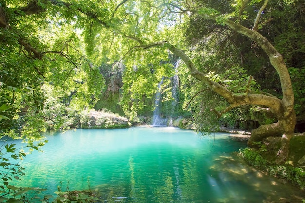 터키 Antalya Kursunlu 폭포 보기입니다. 여행 컨셉 사진입니다.