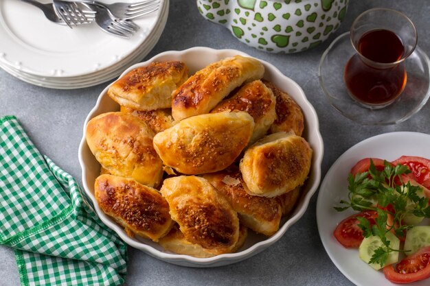 Foto cucina turca formaggio fatto a mano pasticceria nome turco peynirli pogaca