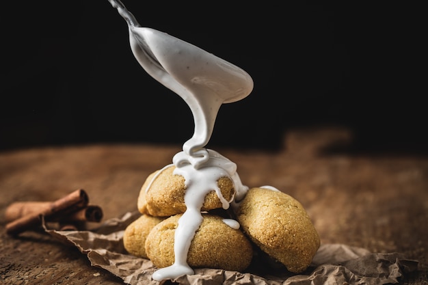 Turkish Mersin Dessert Kerebic with Pistachio Powder and Soapwort Cream