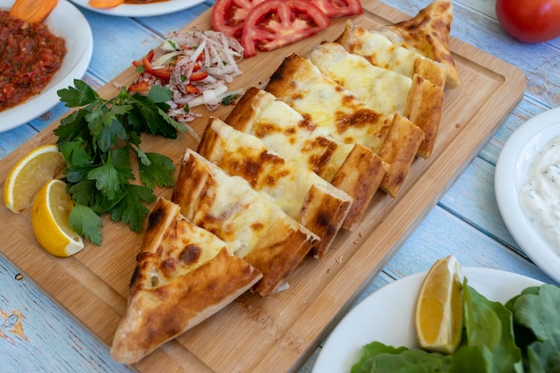 Turkish pide with cheese Kasarli pide