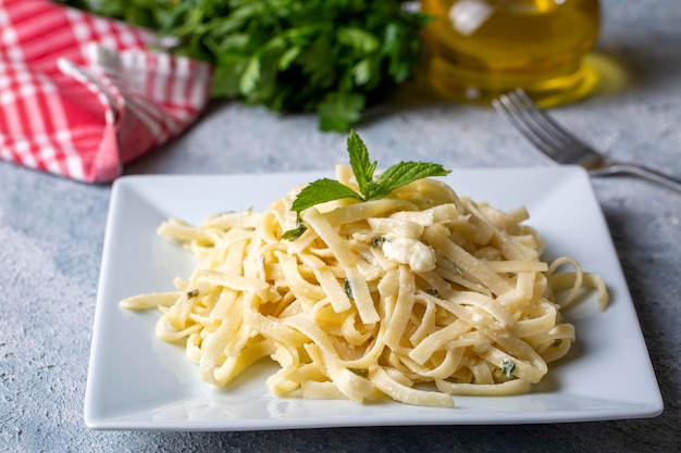 Turkish style cheese pasta (Turkish name; Peynirli eriste makarna)