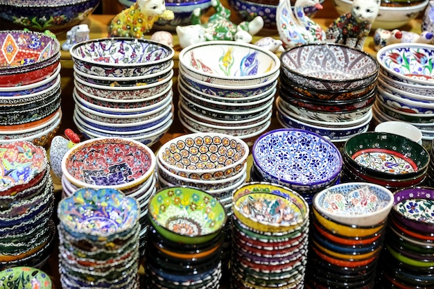 Turkse keramiek in Grand Bazaar Istanbul, Turkije