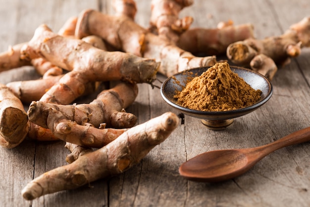 turmeric on wooden table