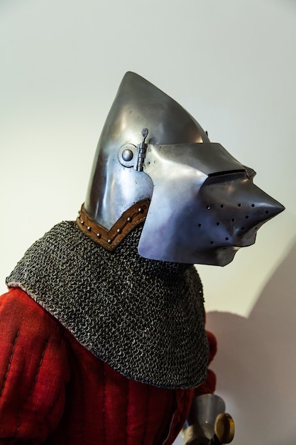 トスカーナ、イタリア。オリジナルの中世の鎧の詳細