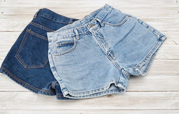 twee vintage vrouw Jeans denim shorts