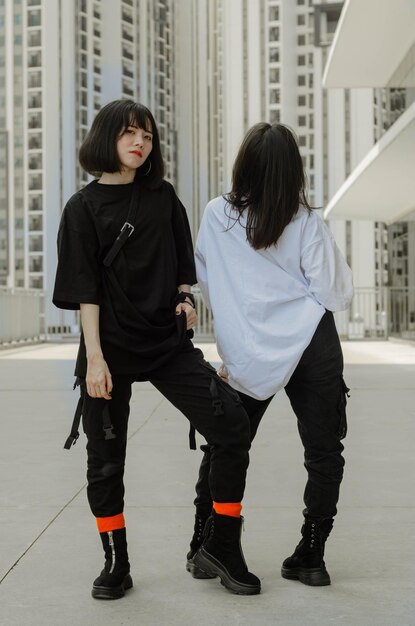 Twin Power Hiphop Fashionistas