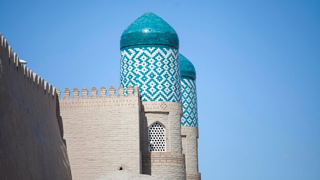 Photo two blue peaks in the castle