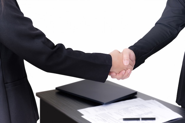 Photo two businessman are shaking hands