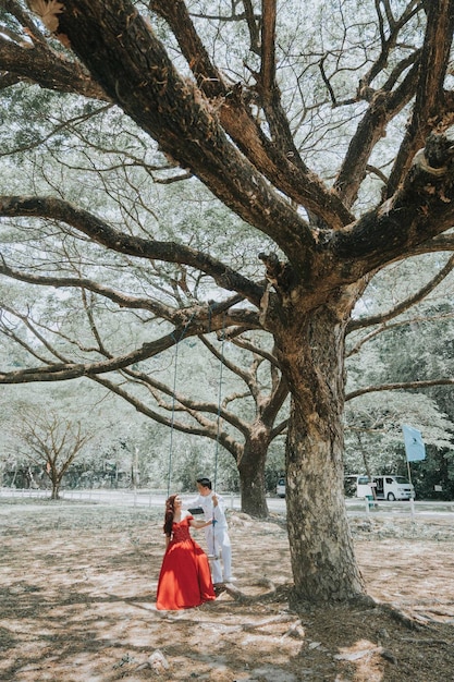 Photo two couples on a prenup shoot