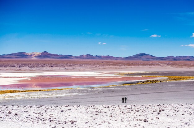 Foto due persone nella laguna del colorado