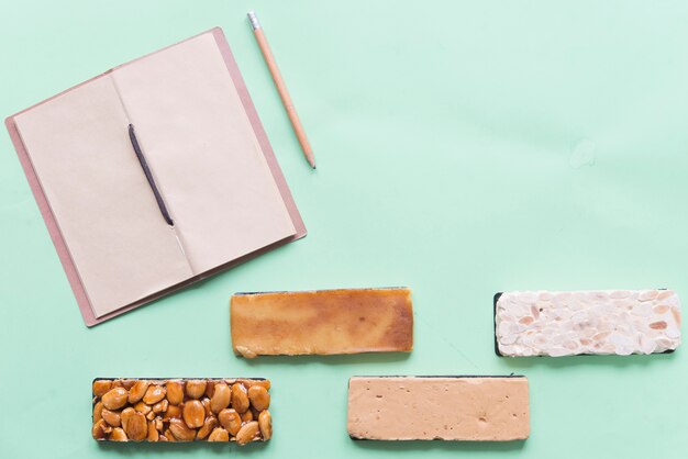 전형적인 디저트 스페인 Turron