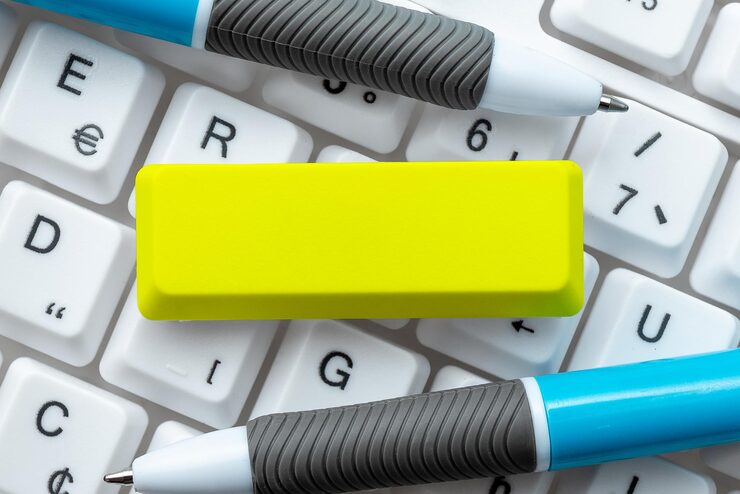 Photo 打字医院记录报告创建新电子书阅读程序全球聊天系统互联网连接结构网站操作过程编程技术