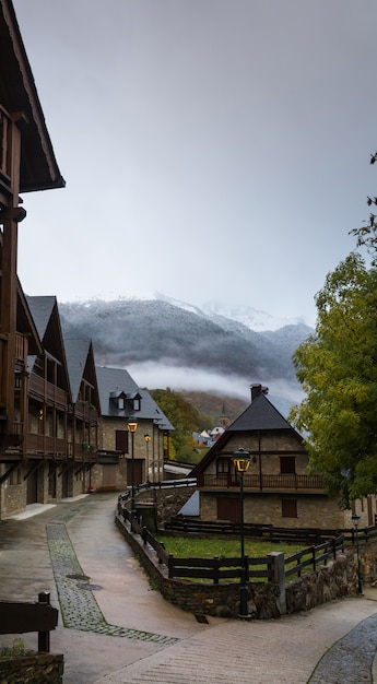 Typisch dorp van de Catalaanse Pyreneeën