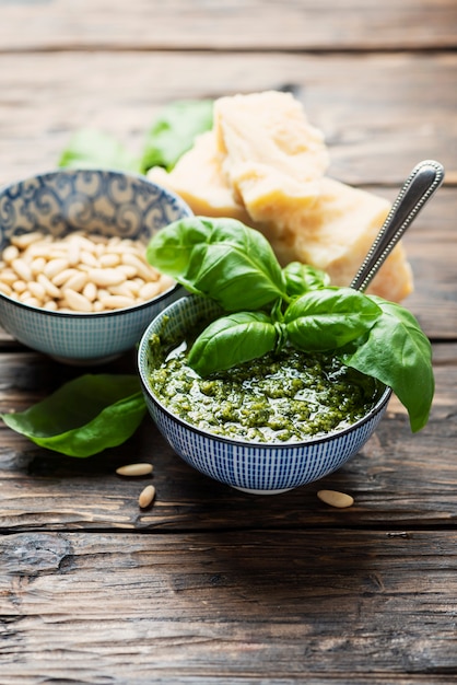 Typische Italiaanse pesto