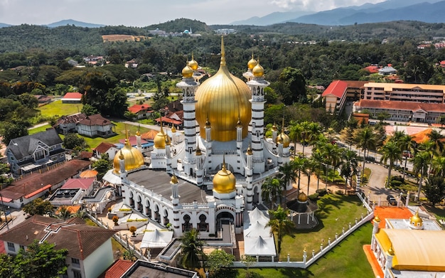 Photo the ubudiah mosque in kuala kangsar