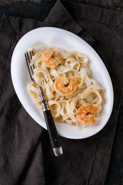 Udon noodles with shrimps