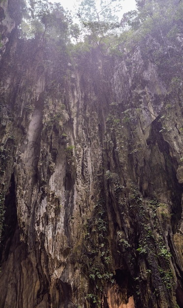 Uitzicht in de batu-grotten bij kuala lumpur maleisië