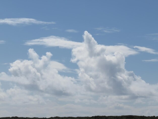 Foto uitzicht op bewolkte lucht