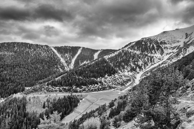 Uitzicht op de bergen van Andorras