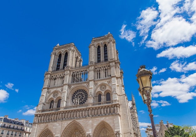 Uitzicht op de kathedraal Notre Dame de Paris