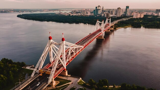 Uitzicht op de metrobrug van Nizhny Novgorod