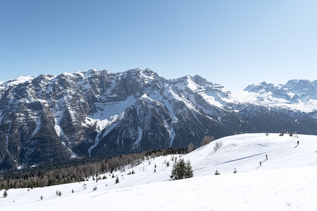 Uitzicht op de skipiste