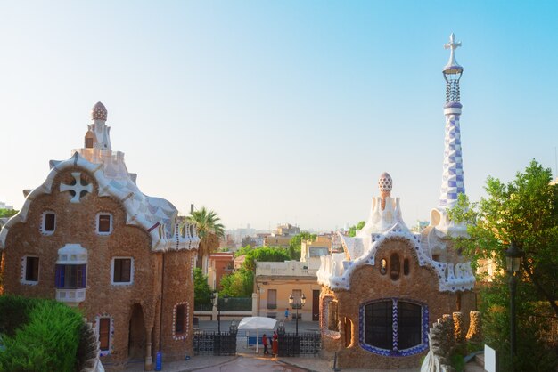 Uitzicht op de skyline van park Guell en Barcelona, Spanje