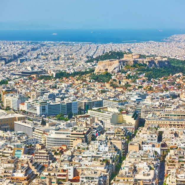 Uitzicht op de stad Athene vanaf de berg Lycabettus, Griekenland