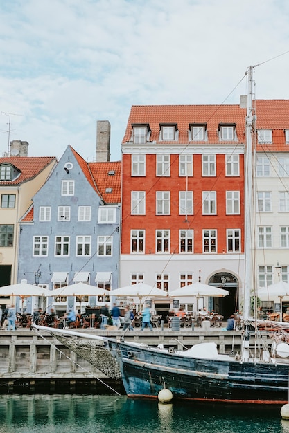 Uitzicht op de wijk Nyhavn in Kopenhagen, Denemarken