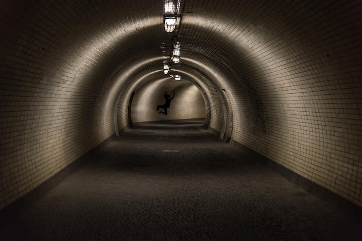 Foto uitzicht op een lege metro