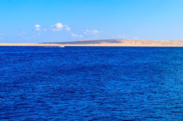 Uitzicht op het Giftun-eiland in de Rode Zee, Egypte