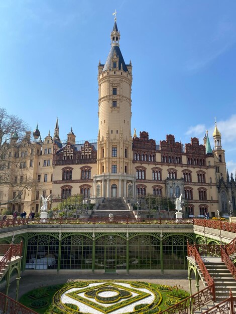 Foto uitzicht op het historische gebouw tegen de lucht