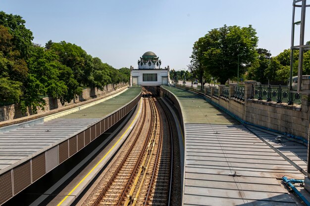 Foto uitzicht op het metrostation hietzing in wenen