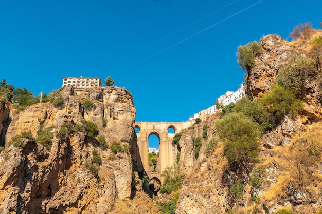 Uitzicht op het nieuwe uitzichtpunt van de brug van de provincie Ronda in Malaga Andalusië