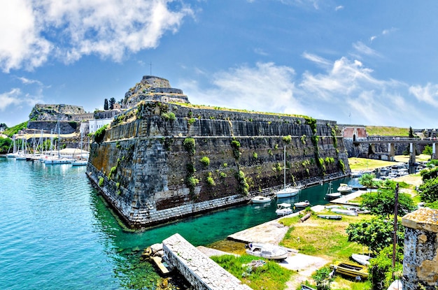 Uitzicht op het oude fort van Corfu, Griekenland.