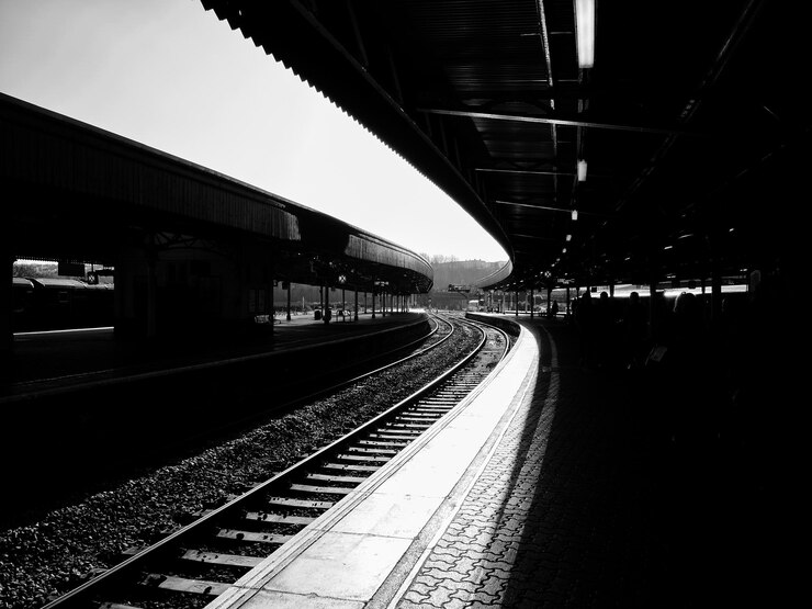 Foto uitzicht op het treinstation tegen de lucht