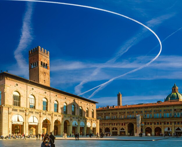 Uitzicht op piazza maggiore in bologna, italië