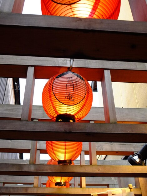 Uitzicht op straat richting Kiyomizu-tempel